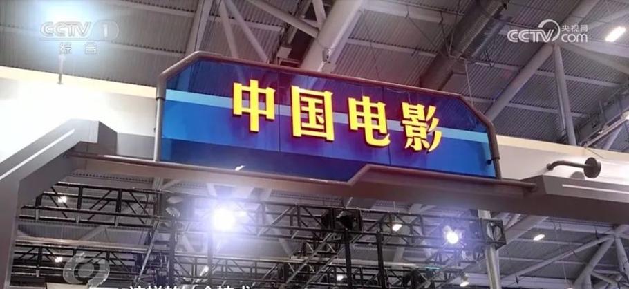 本屆文博會上,有超過12萬件文化產(chǎn)品展出,400萬多